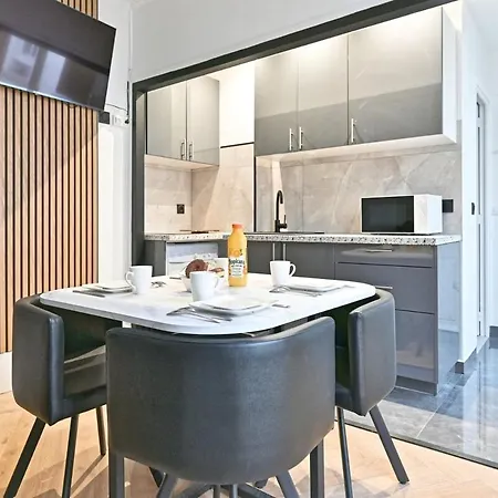 Modern Moulin Rouge Apartment Paris